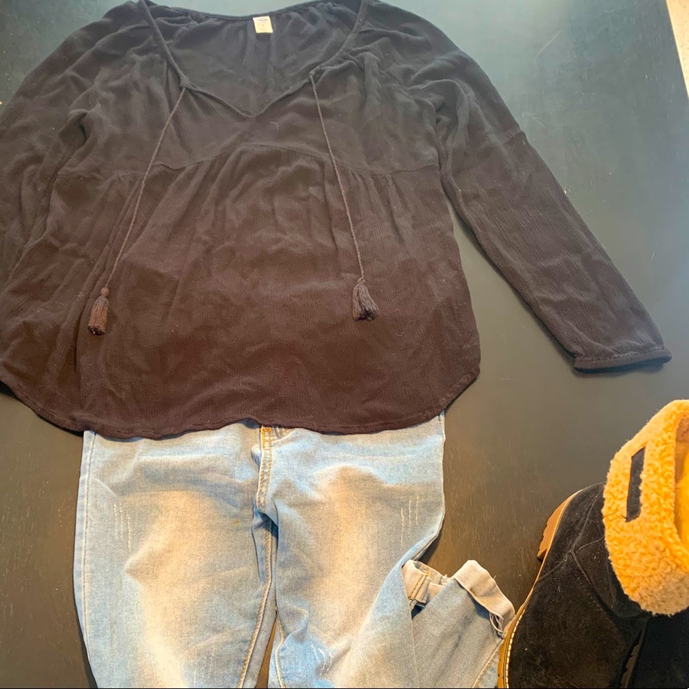 Old Navy Women’s Blouse with Tassels Black